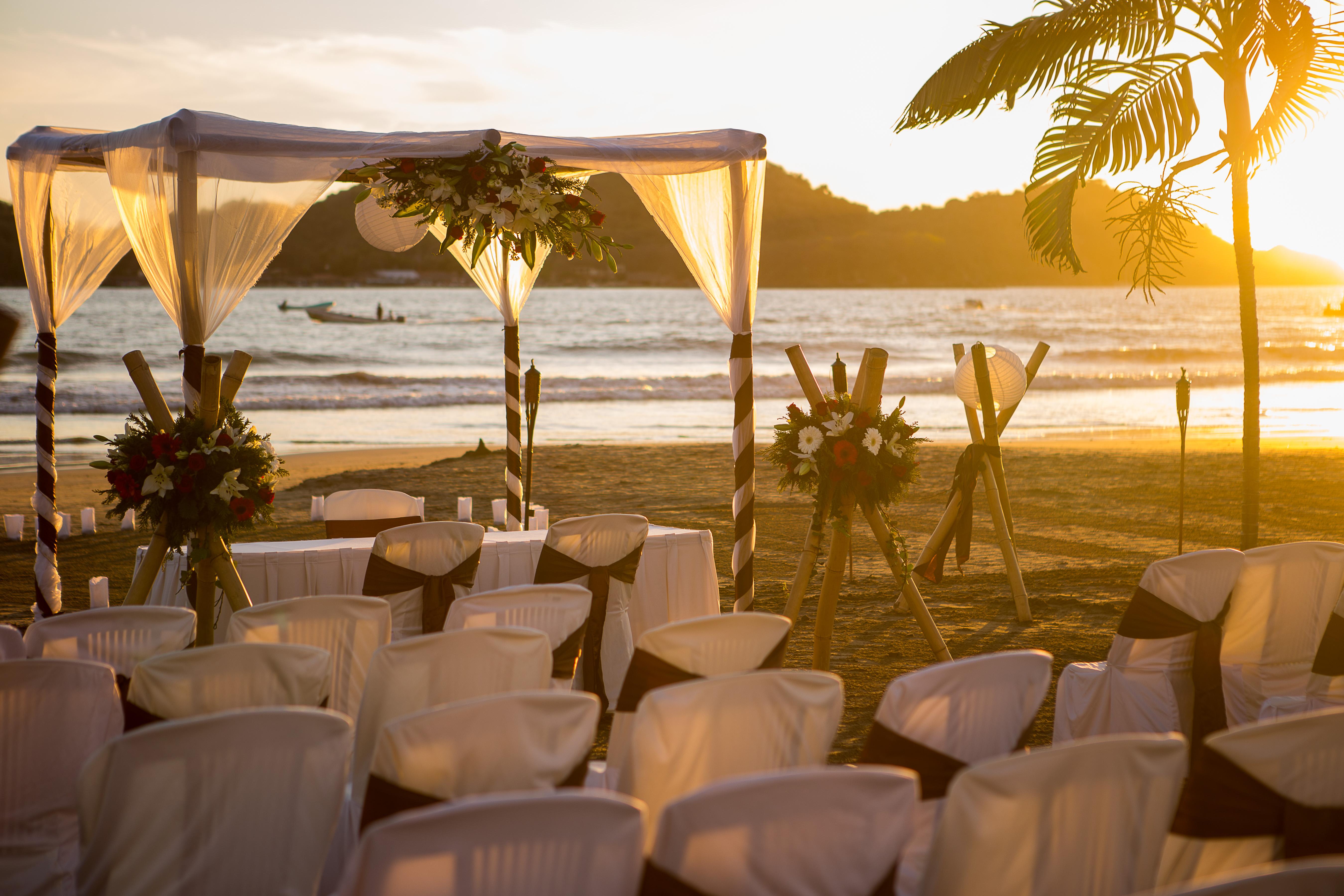Qualton Club Ixtapa All Inclusive Exterior photo