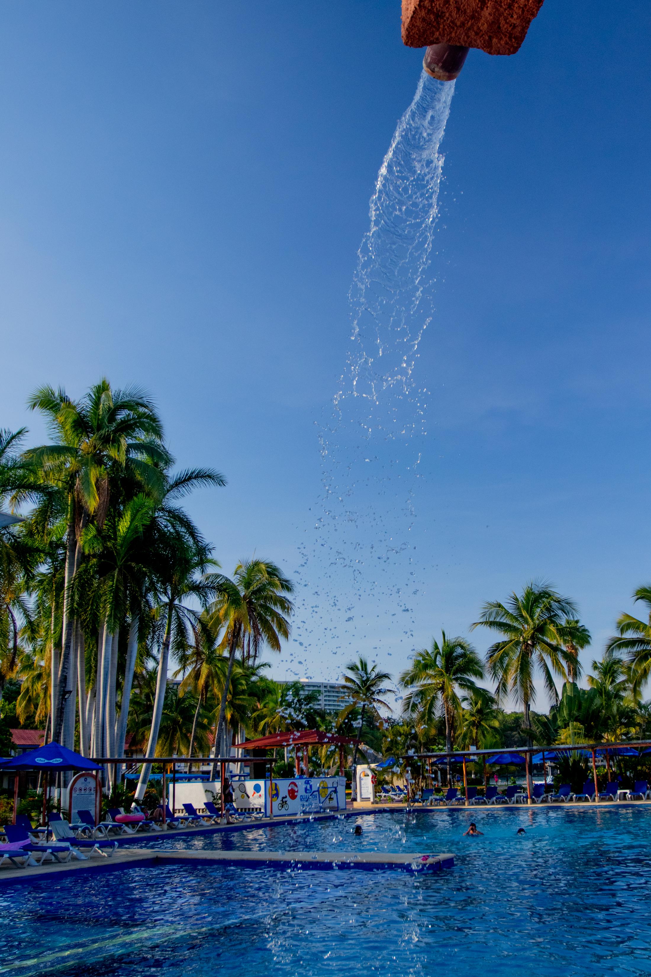 Qualton Club Ixtapa All Inclusive Exterior photo